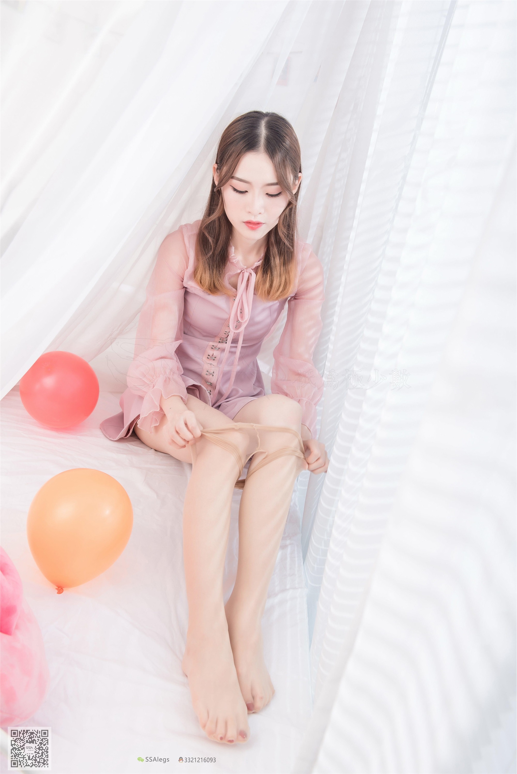 SSA丝社 NO.027 小琪琪肉色开档丝袜_清纯美女的诱惑